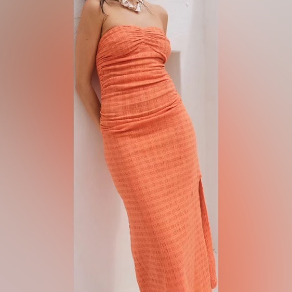 Free People Dresses & Skirts - FREE PEOPLE FREE EST BRANDIE LAVENDER TUBE MIDI Sz. M. STRAPLESS, RUCHED SIDES.